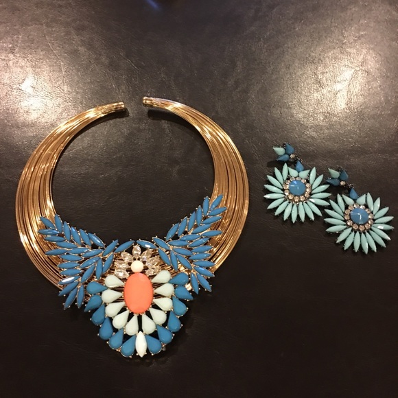 Stunning Statement Necklace & Pierced Earrings NEW - Picture 1 of 3